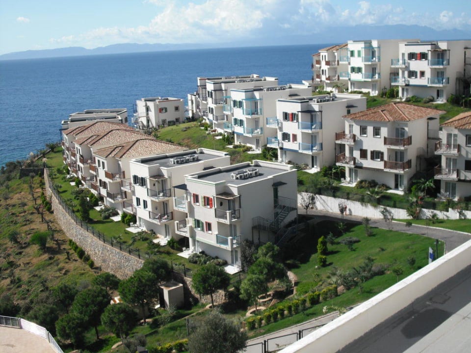 Photo vom Hauptgebäude Aria Claros Beach & Spa Resort