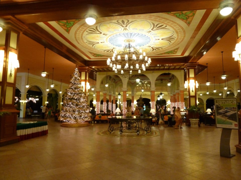 Weihachtlch geschmückt Hotel Riu Tequila