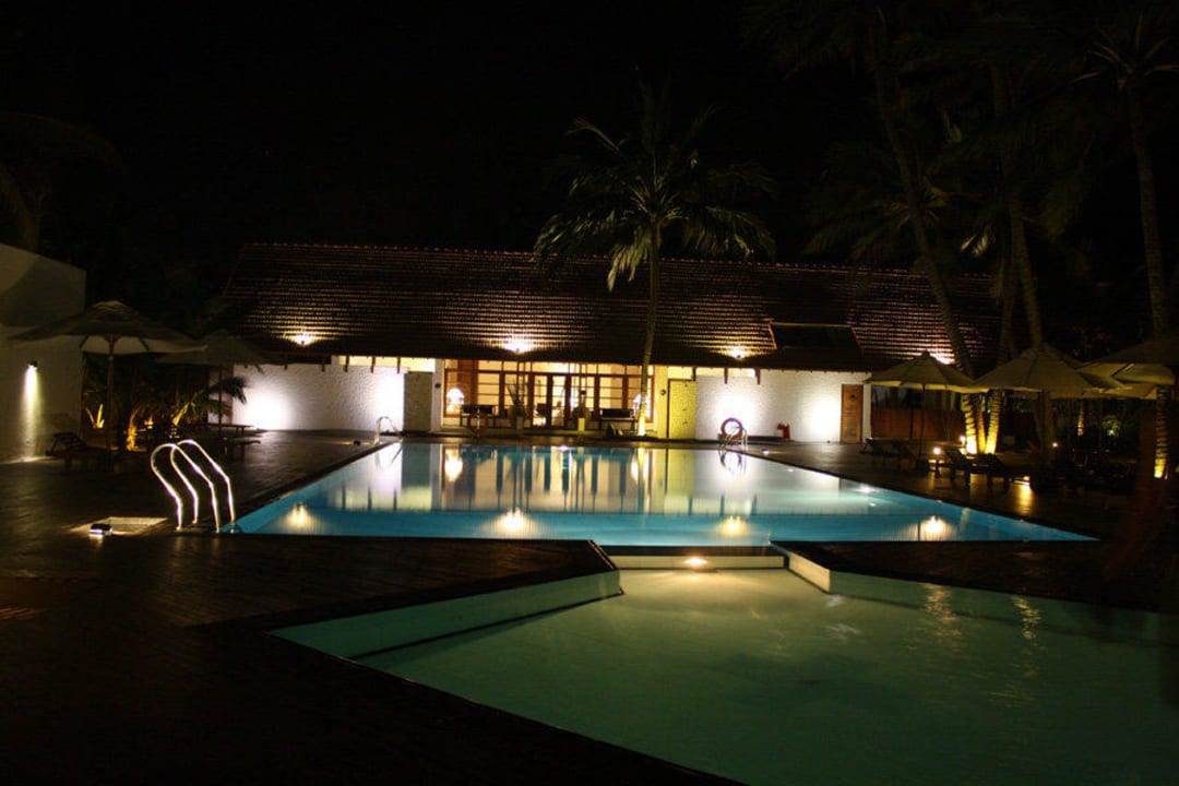 Kleiner Pool EKHO Surf