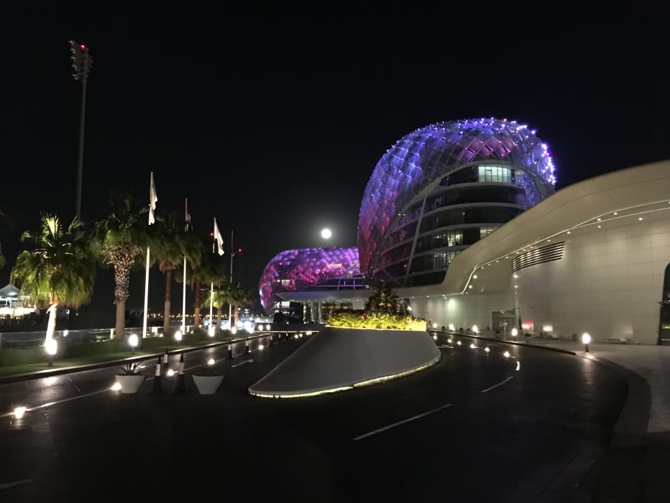 Außenansicht W Abu Dhabi - Yas Island