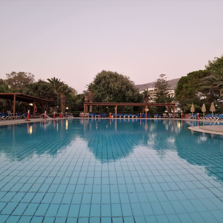 Pool Apollonia Beach Resort & Spa