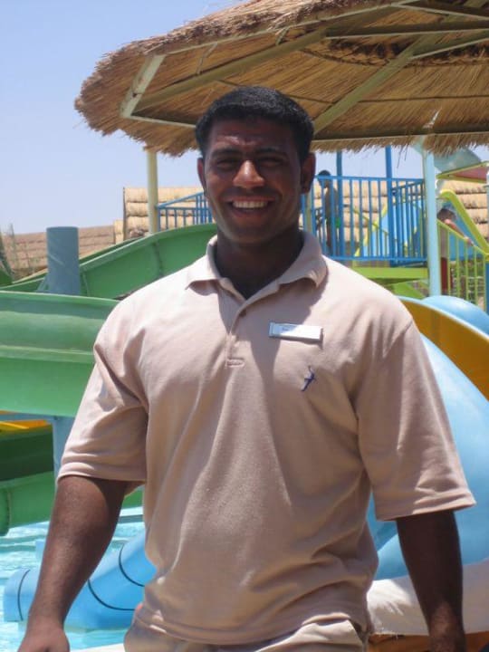 Abu unser überaus freundlicher Mann am Pool Pickalbatros Jungle Aqua Park Resort - Neverland Hurghada