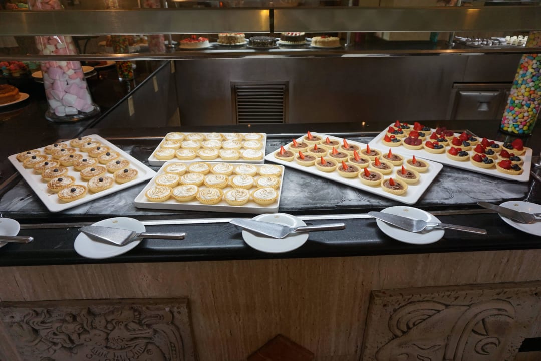 Büffet Grand Palladium Select White Sand Resort & Spa