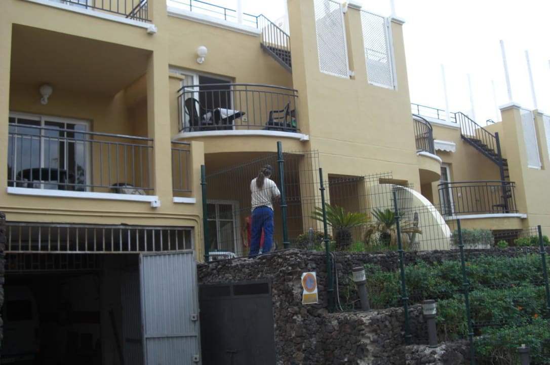 Arbeiten direkt unter dem Schlafzimmer Los Olivos Beach Resort