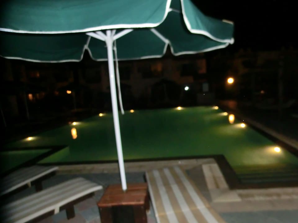 Nachtblick von unserer Terrasse aus Hotel Gaia Palace