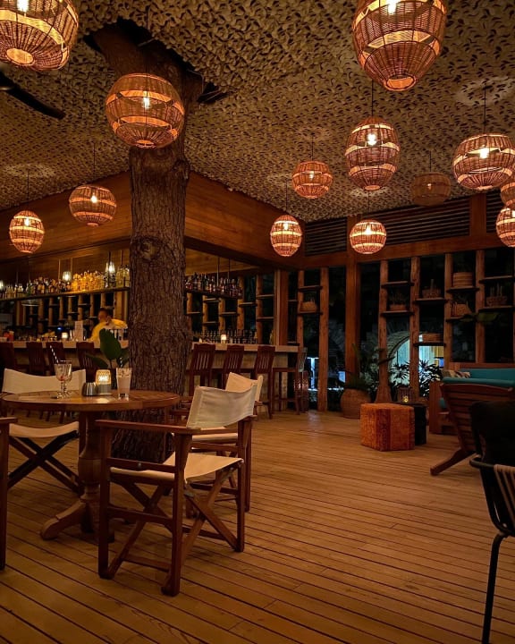 Strand Arum Barut Collection