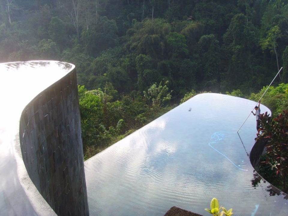 Infinitypools Hanging Gardens of Bali