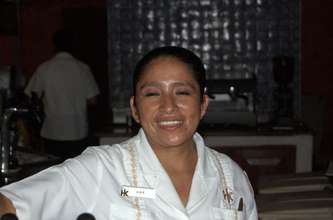 Kellnerin Anna Catalonia Playa Maroma