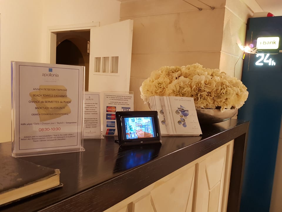 Lobby Apollonia Beach Resort & Spa