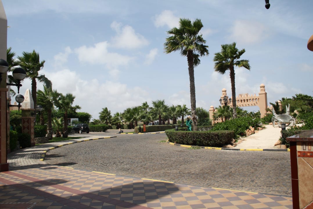 Eingang Hotel Riu Funana