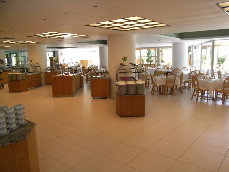 Blick in das Restaurant Phãea Cretan Malia