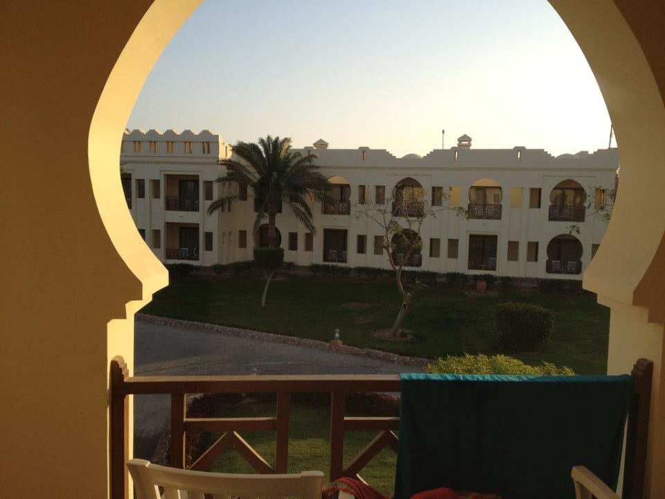 Blick vom Balkon Charmillion Club Resort