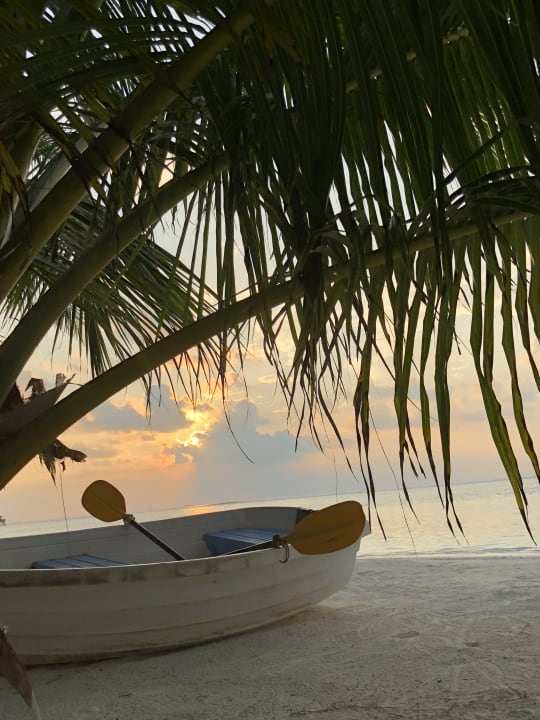 Strand Meeru Maldives Resort Island