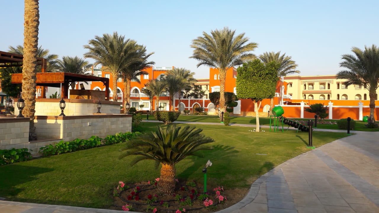 Gartenanlage SUNRISE Garden Beach Resort