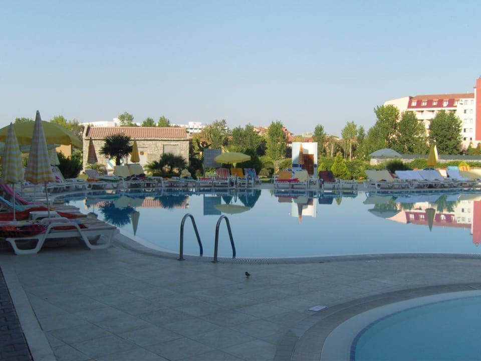 Pool Hotel Victory Resort