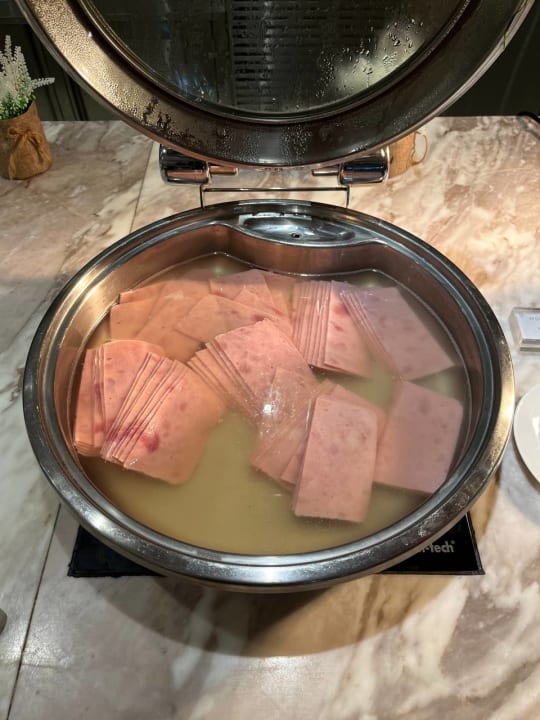 Gastro Hotel Cozi Resort