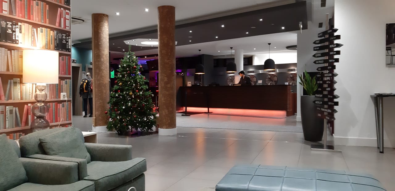 Lobby Hotel München City Center affiliated by Meliá