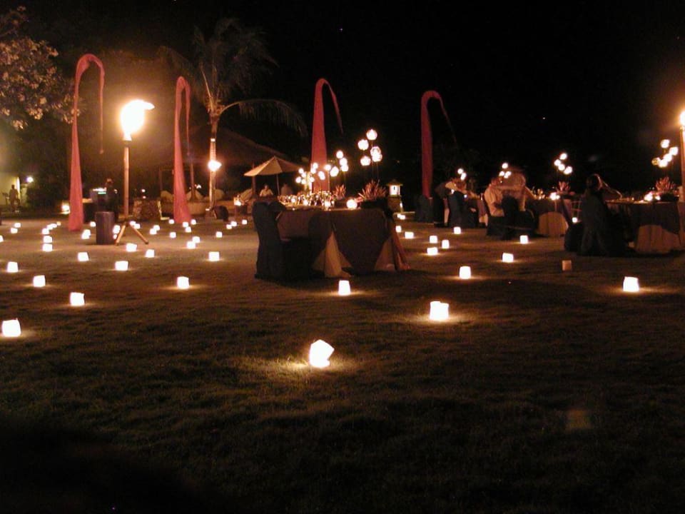 Romantic Dinner AYANA Resort Bali