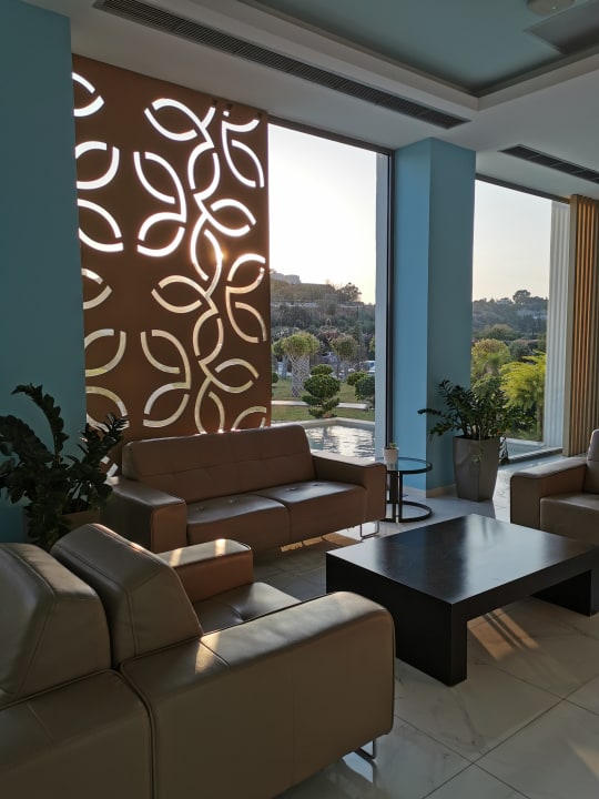 Gastro Asterias Beach Resort