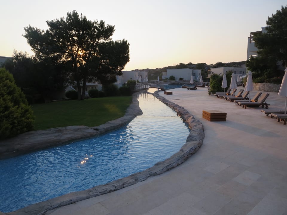 Pool SENTIDO Port Royal Villas & Spa