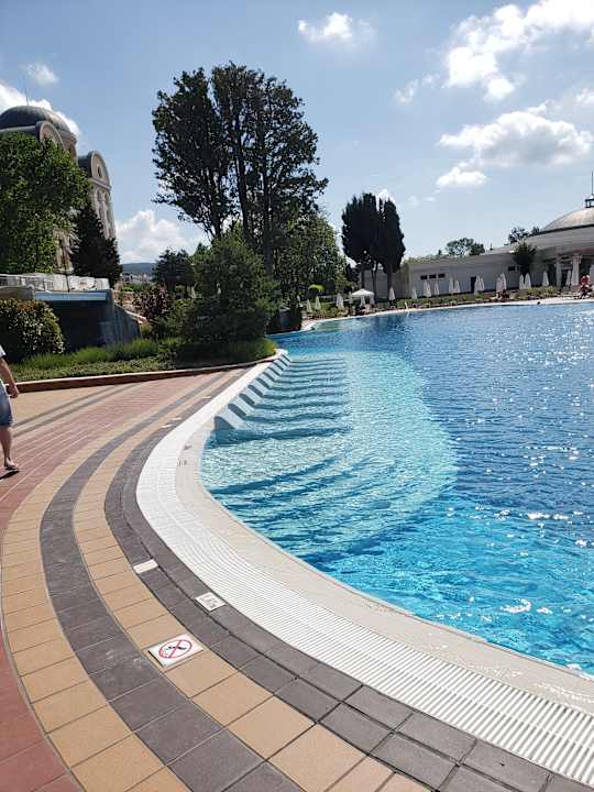 Pool Sunny Dream Family Apartment