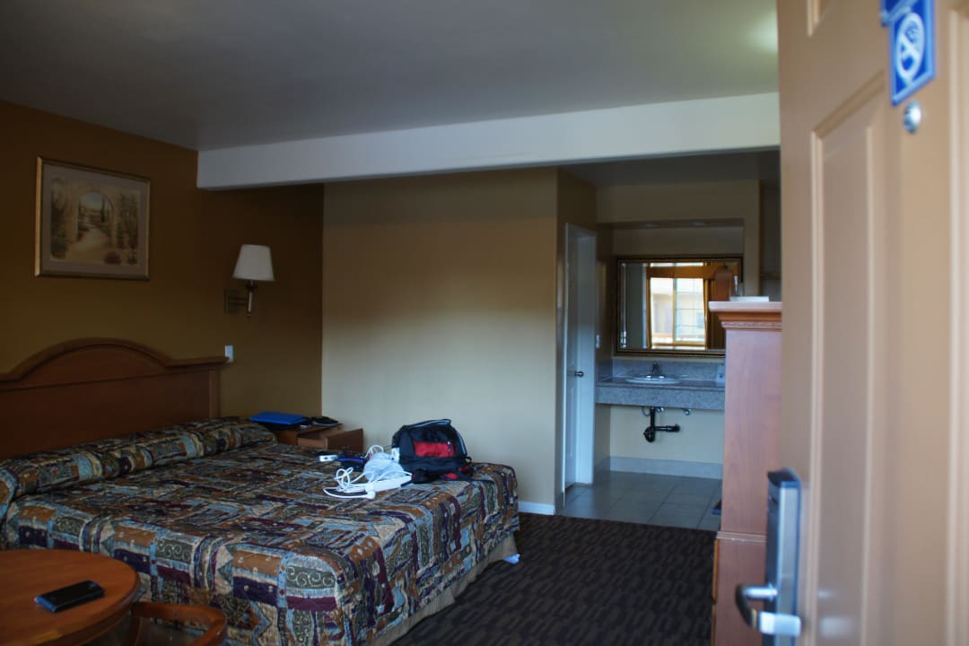 Sauber Americas Best Value Inn - Los Angeles / Hollywood