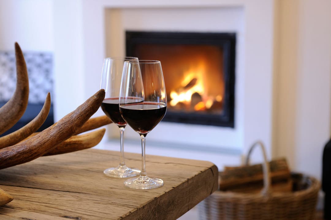 Einladende Atmosphäre in der "Brennerei" Relais Chalet Wilhelmy