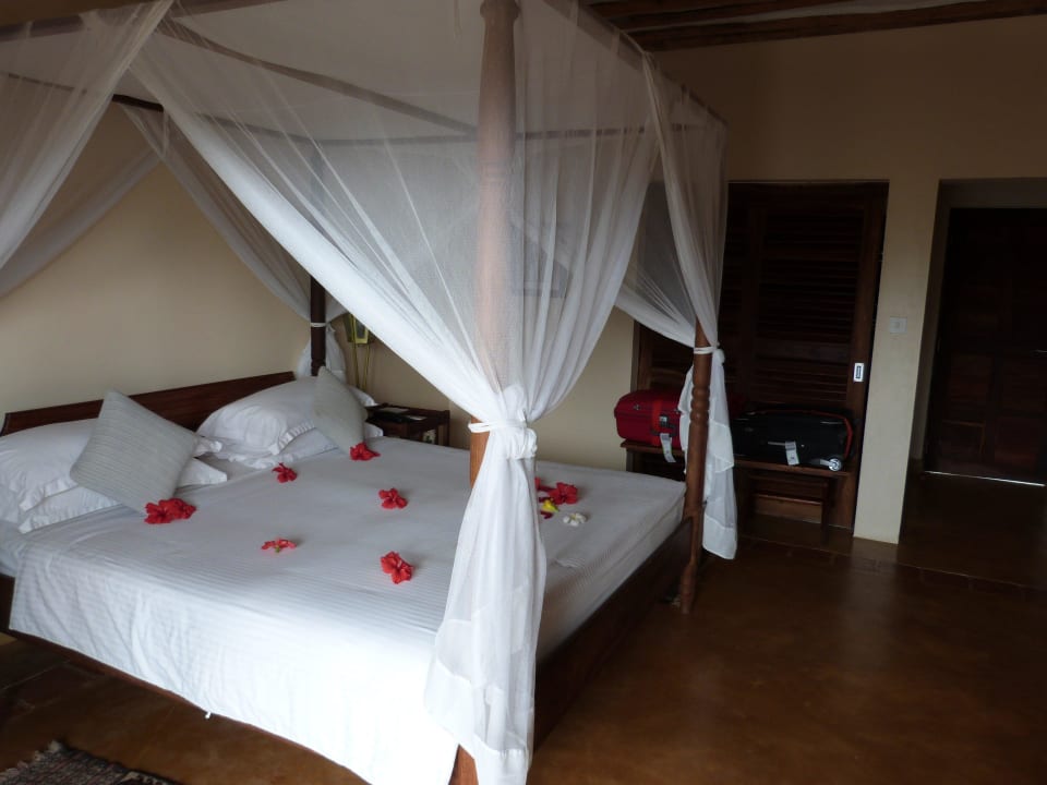 Zimmerservice  Neptune Pwani Beach Resort & Spa