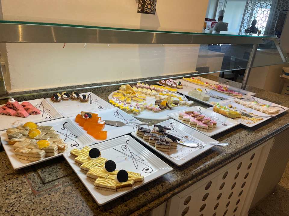 Gastro Royal Star Beach Resort