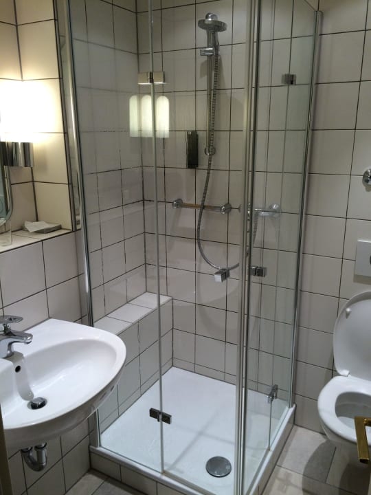 Bad Hotel Zum Schiff