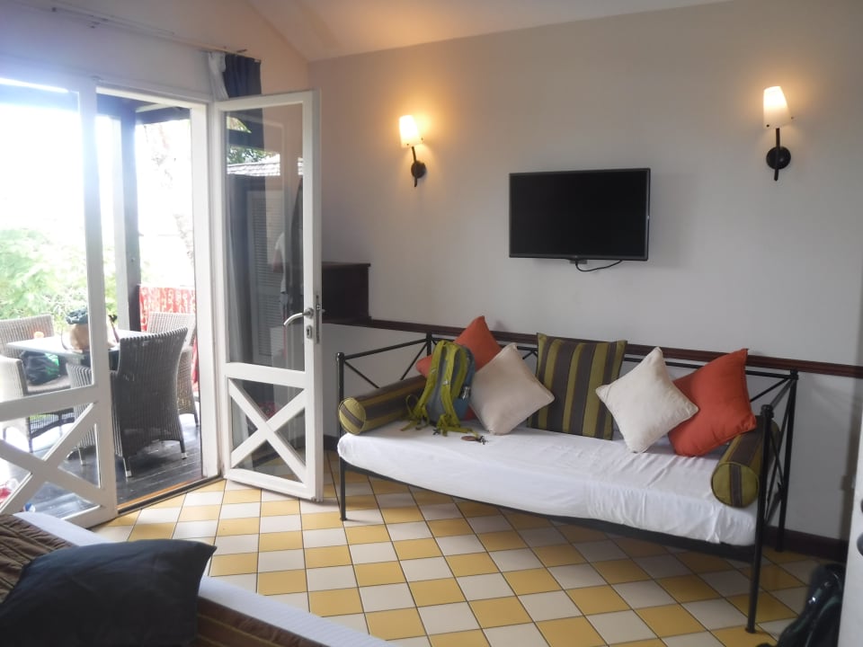 Zimmer Iloha Seaview Hotel