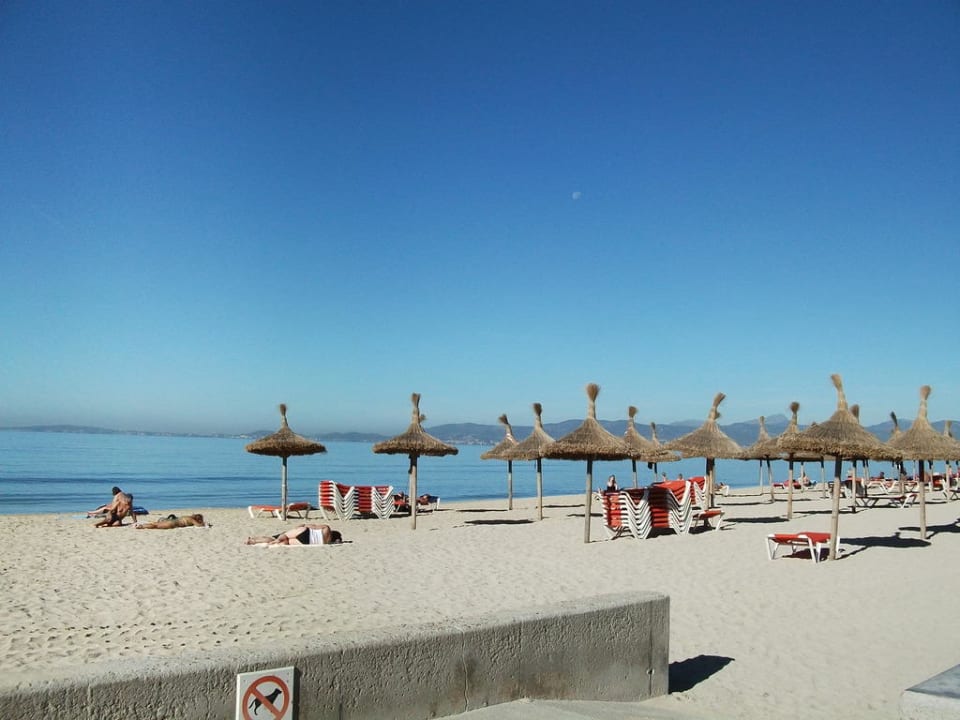 Strand Arenal Hotel Pabisa Chico