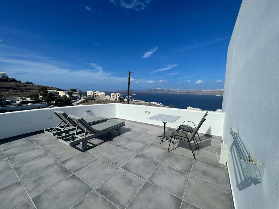 Außenansicht Pancratium Villas & Suites