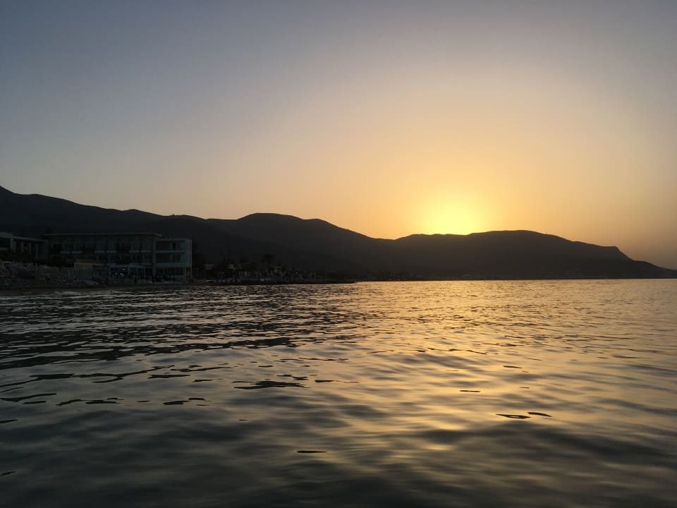 Strand High Beach Resort