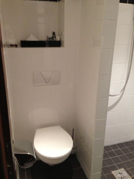 Badezimmer Schiller 5 Hotel