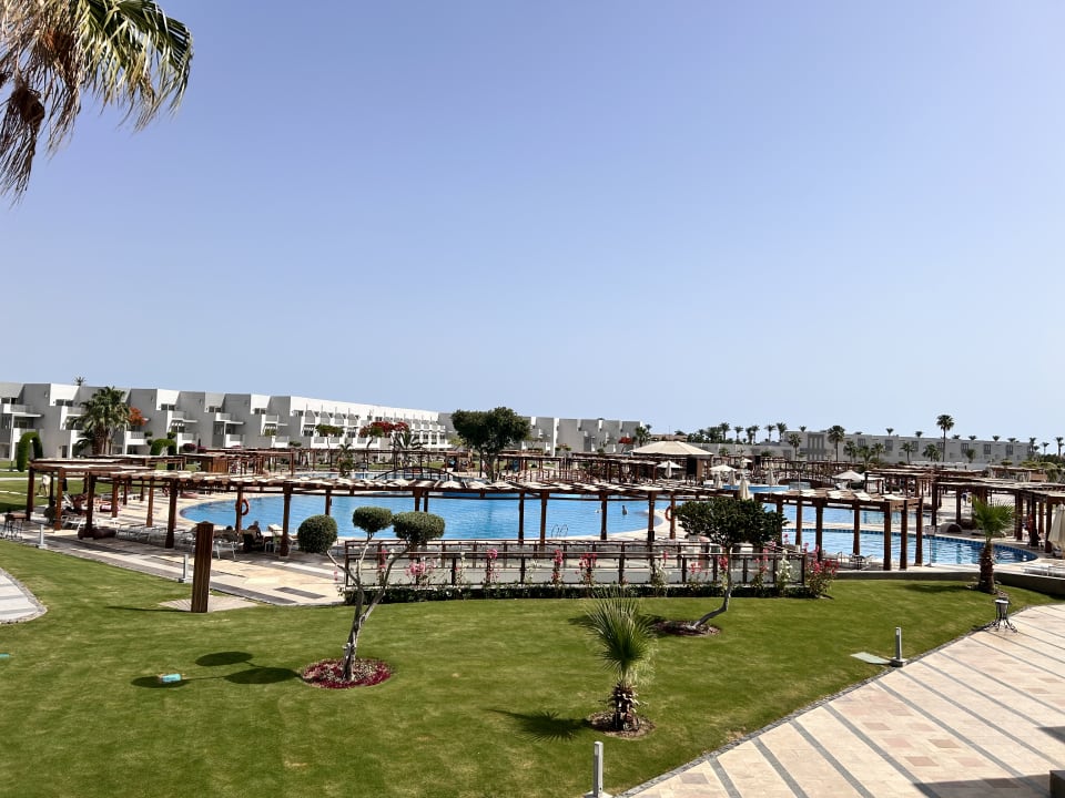 Pool SUNRISE Crystal Bay Resort