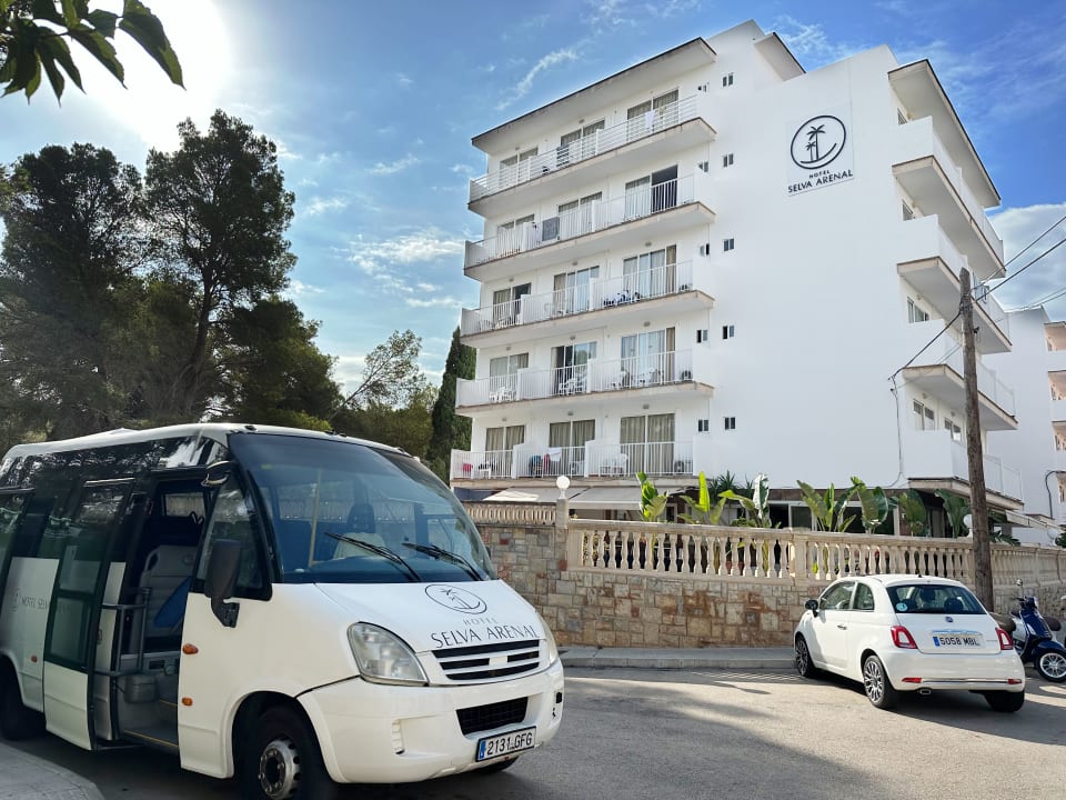 Außenansicht Hotel Selva Arenal