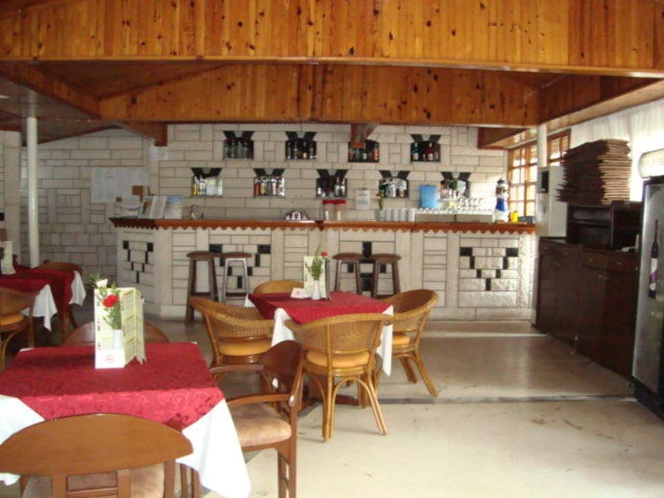 Bar um 7 Uhr am Morgen Trendy Side Beach Hotel - Adults only