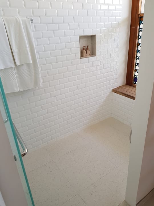 Zimmer Cinnamon Hakuraa Huraa Maldives