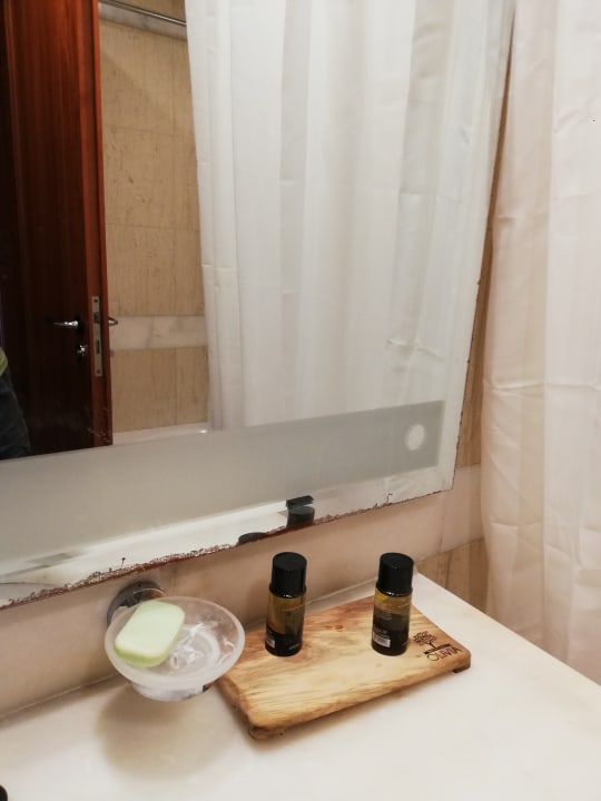 Zimmer Hotel Serita Beach