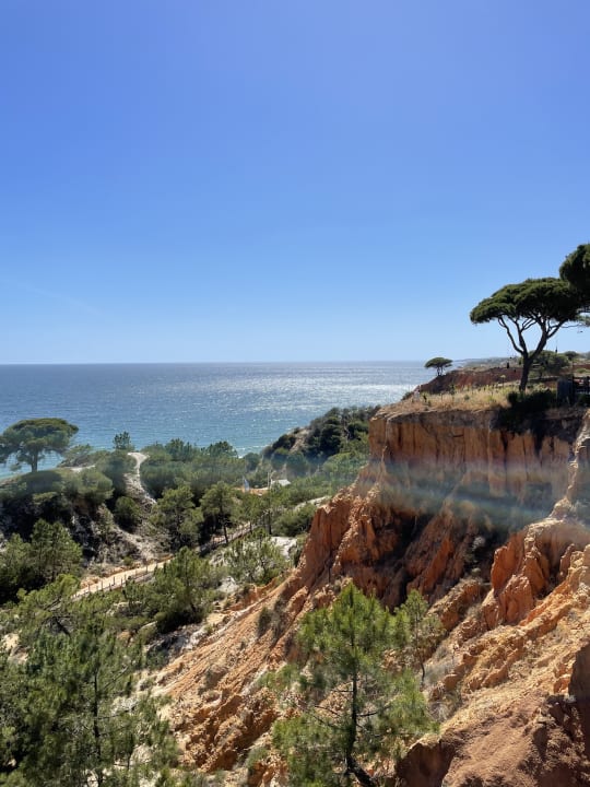 Ausblick Pine Cliffs Hotel, a Luxury Collection Resort