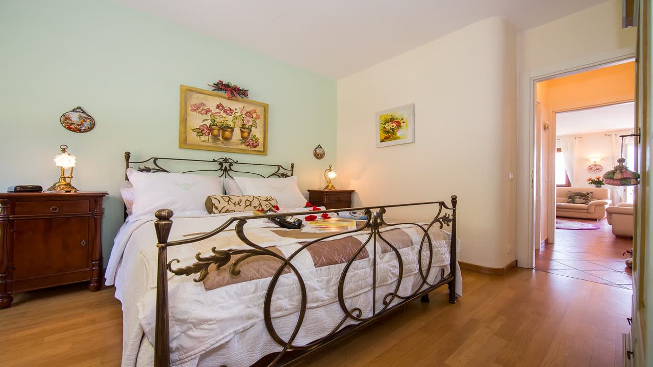 Zimmer Della Romantica