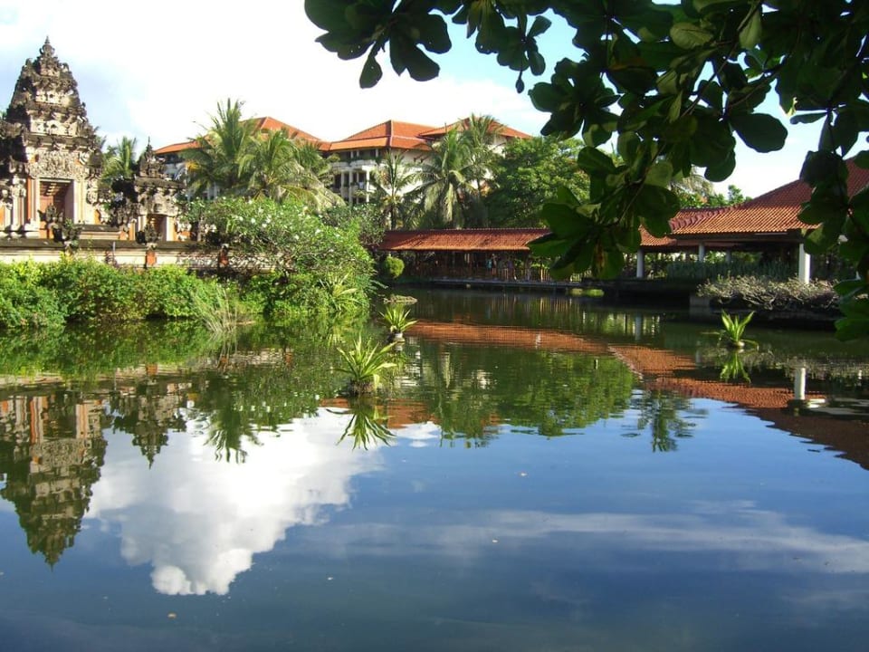 See in der Hotelanlage Ayodya Resort Bali