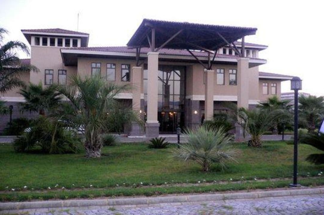 Hauptgebäude TUI BLUE Palm Garden