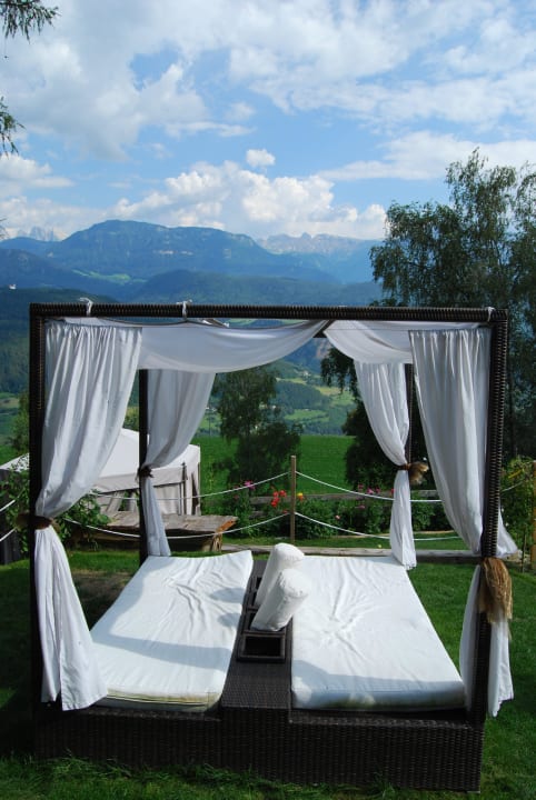 Himmelbett mit traumhafter Aussicht Boutique Pension Erlacher – Adults Only