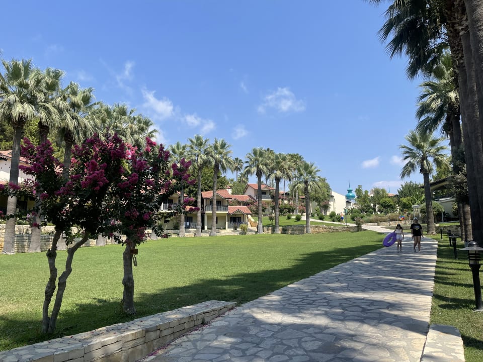 Gartenanlage Melas Holiday Village