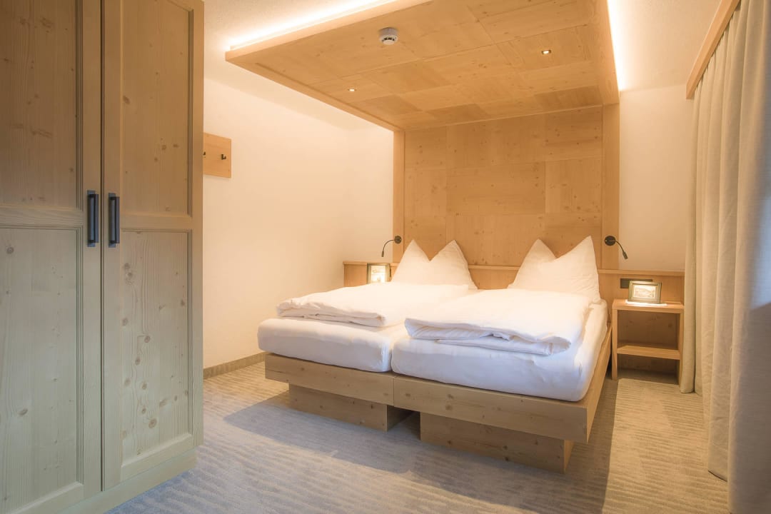 Die neuen zimmer (2016) Gästeheim Berghof