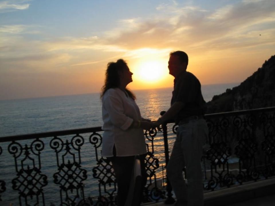 Sonnenuntergang auf der Terrasse Ladonia Hotels Adakule
