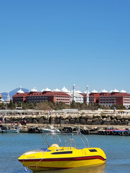 Außenansicht Royal Taj Mahal Hotel