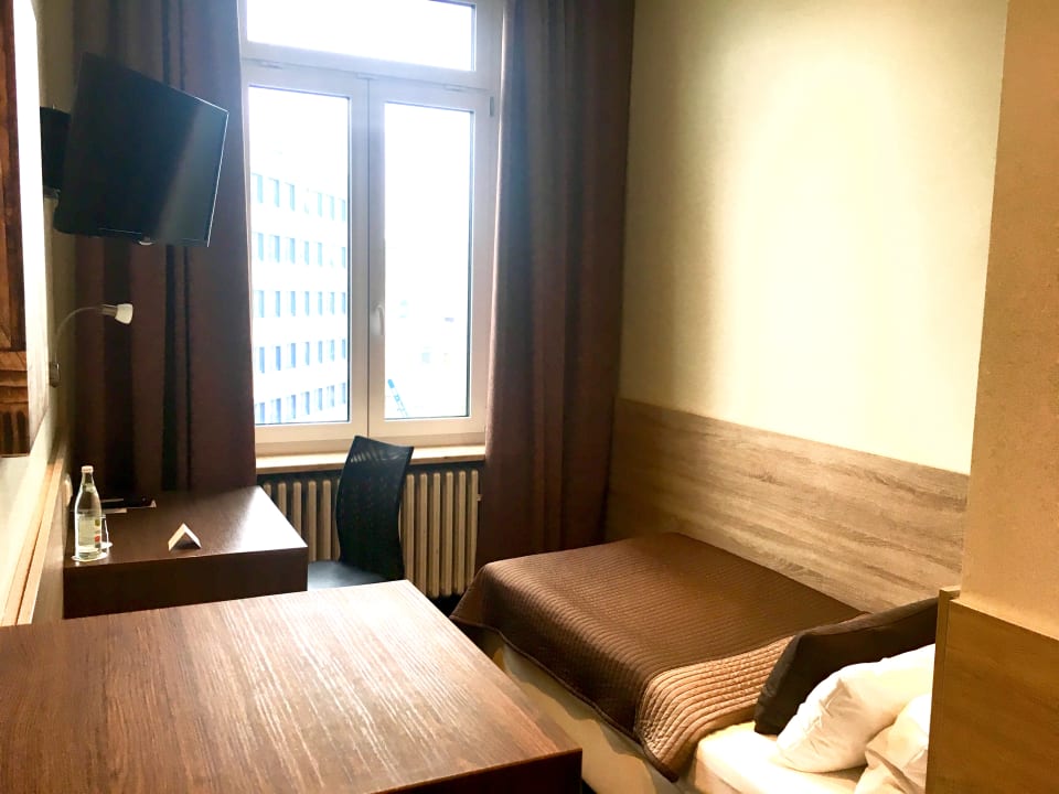 Zimmer Hotel Central